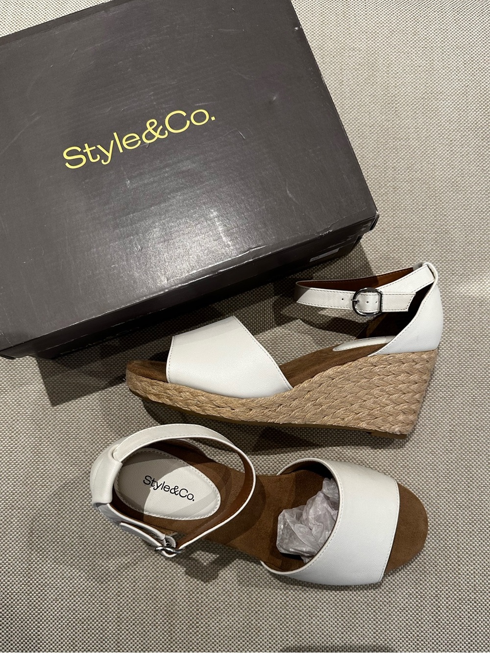 STYLE & CO size 9.5W White Seleeney Wedge Expadrille Sandals NEW $60